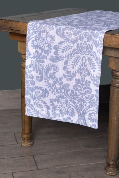 Specialty Nantucket table runner